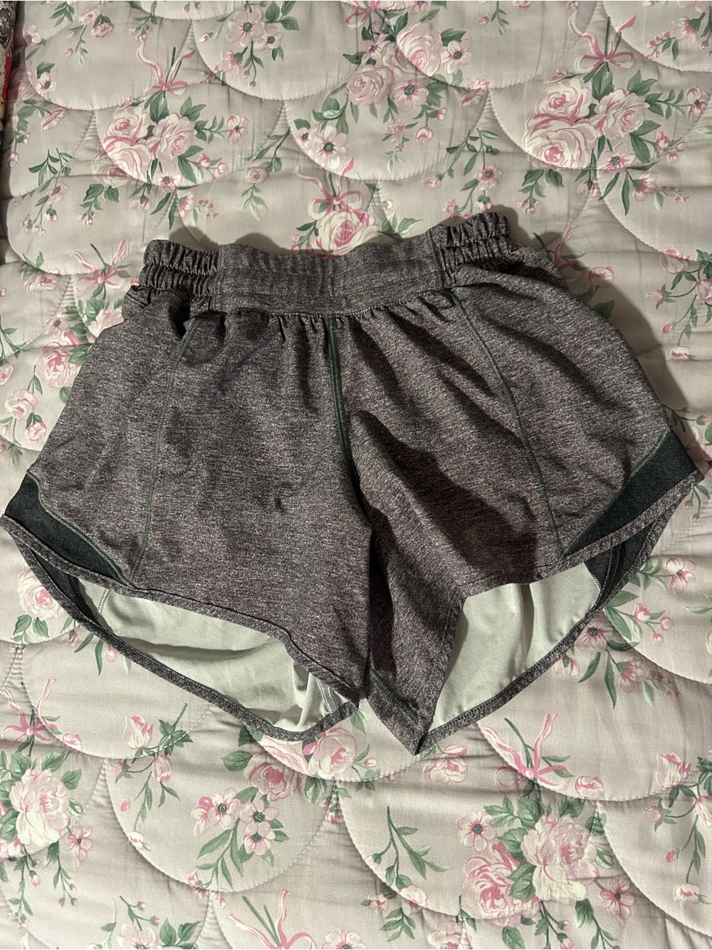 lululemon athletica Grey Heather hotty hot Shorts